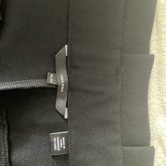 Vero Moda pants - XL/32” - Picture 7 of 10